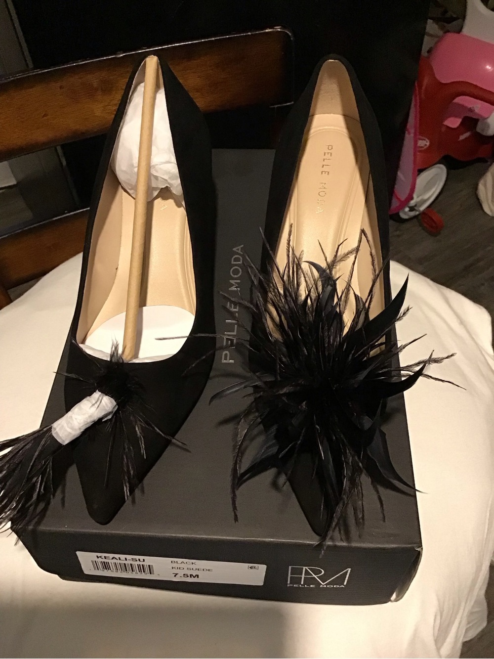 Pelle Moda Black Feather Pointed Toe Heels